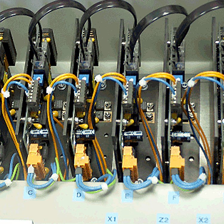 Ams Dcb 261 Stappenmotor Controller Technology In Motion